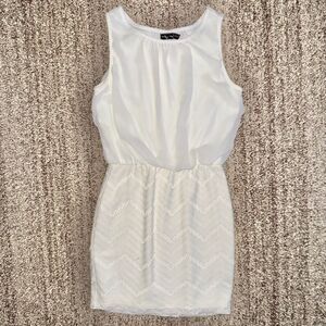 Ruby Rox Women's Sleeveless White Lined Dress Size Medium